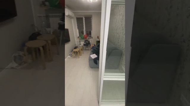 Лофт перегородка в стиле лофт (телескопическая - белый цвет - прозрачное стекло) смотреть онлайн