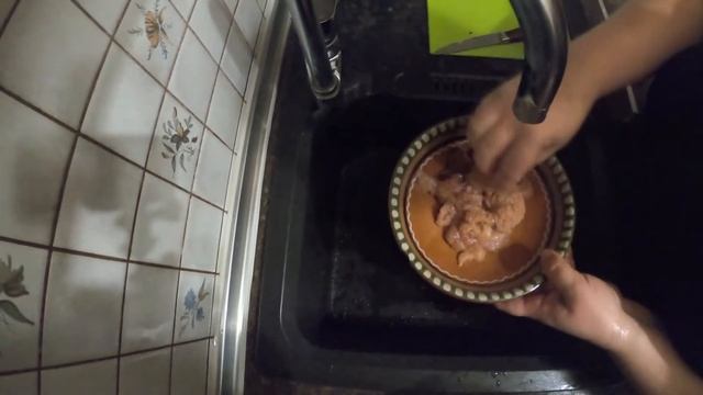 Чистим щуку и солим икру смотреть онлайн