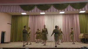 Танцевальное попурри на темы военных песен