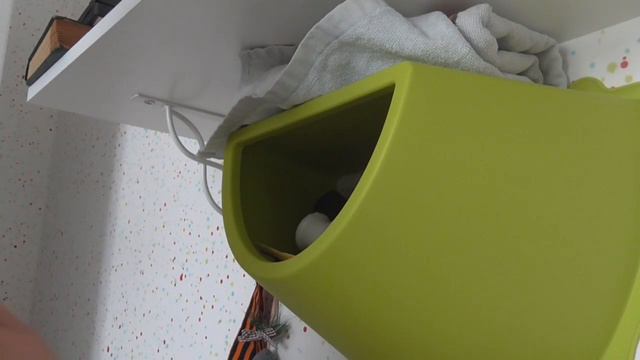 Шкафчик Паркера (все наши вещи)вещи Йорка смотреть онлайн