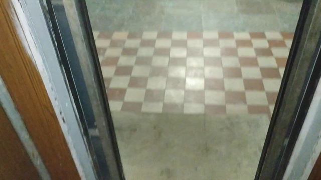 Лифт МЛЗ 1975 г.в., V=0,71 м/с, г/п 320 кг смотреть онлайн