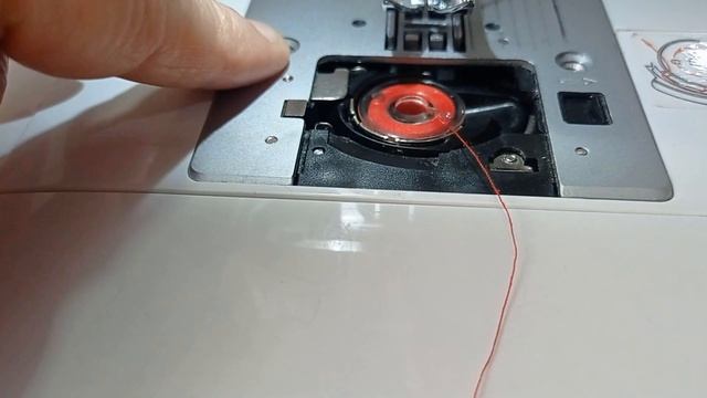 Чищу швейную машинку JUKI. Регулярный уход за швейной машиной