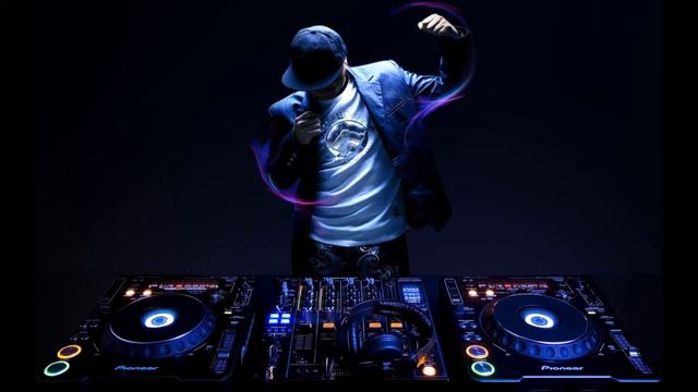 MILAN STANKOVIC feat. MILE KITIC & MIMI MERCEDEZ- GADRUE REMIX смотреть онлайн