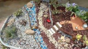 Прекрасный декор для дачи - мини сад