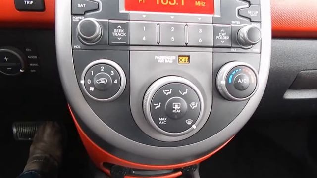 2010 Kia Soul 4U смотреть онлайн