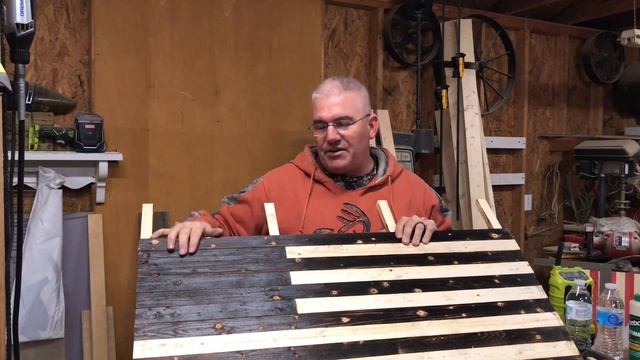 Rustic American Flag Tip For A Flatter Union смотреть онлайн