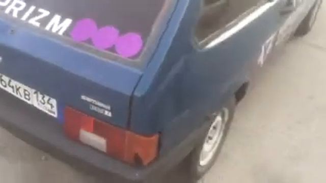 39-й автомобиль , темно синяя ваз 2108 , г/н Е 664 КВ 134 смотреть онлайн