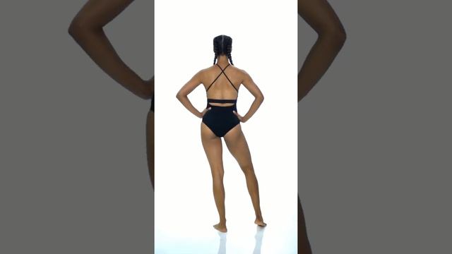 Arena Women's Aura Light High Neck Crossback Chlorine Resistant One Piece Swimsuit | SwimOutlet.com смотреть онлайн