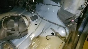 Замена пола приора