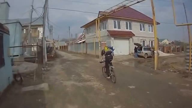 Фонарь электрошокер POLICE 1101 против собак смотреть онлайн