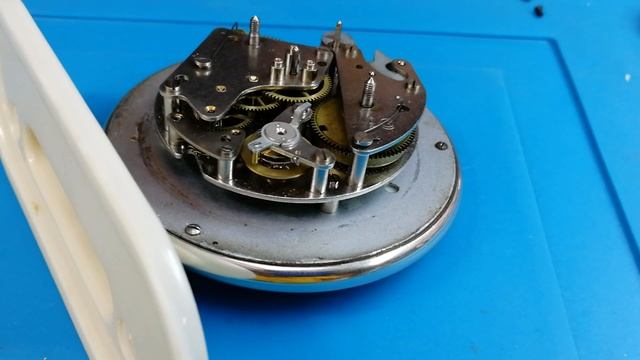 Ход будильника Слава после ремонта смотреть онлайн