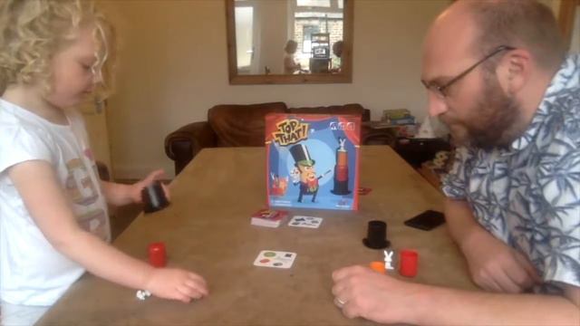 Top That! Board Game - with Dan and Cora смотреть онлайн