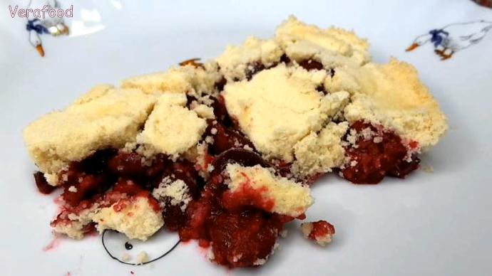 Вишневый крамбл. Восхитительная выпечка с любыми ягодами или фруктами. Проще уже некуда. смотреть онлайн