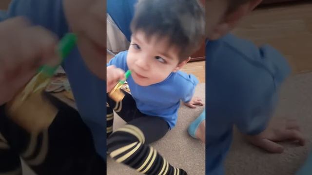 Серёжа научился дуть дудочку) смотреть онлайн