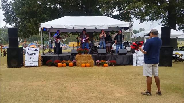 Wave on Wave Live @ Bartlett Fest смотреть онлайн