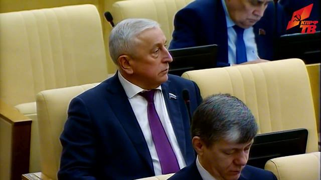 Конституция президентского самовластия не решила ни одной проблемы смотреть онлайн