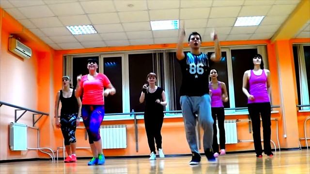 Zumba Fitness - Adios by Ricky Martin смотреть онлайн