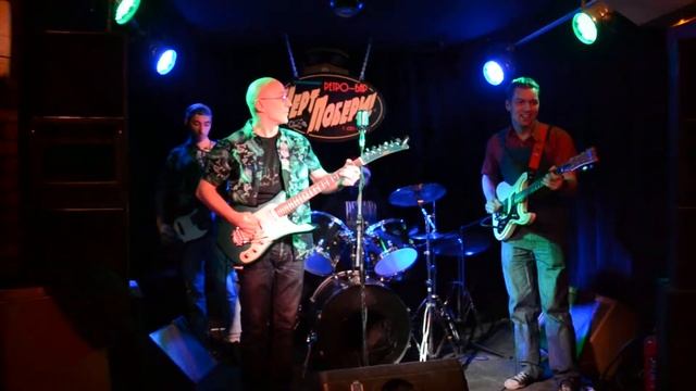 Mad Johnny And The Imbecillas - Foot Tapper смотреть онлайн