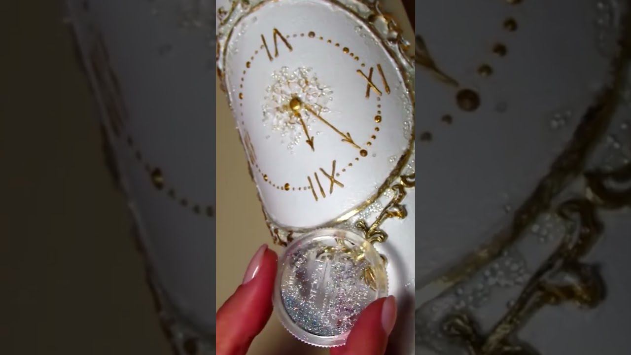 Праздничное оформление бутылки шампанского, имитация лепнины и позолота ✨ #shorts #новогоднийстол смотреть онлайн