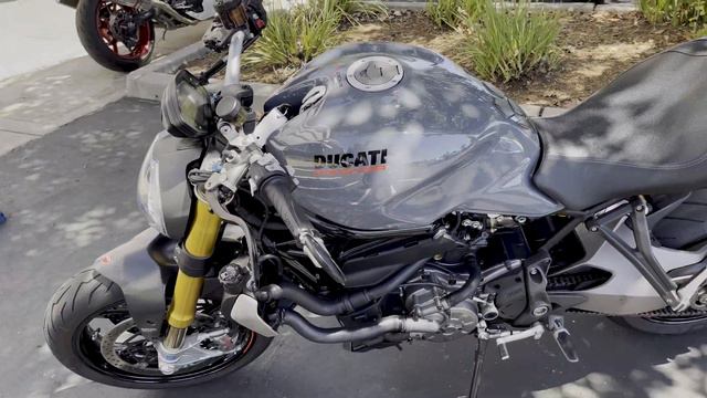 2018 Ducati Monster 1200 S | Walk Around + Stock Exhaust Sound | Superbike Showroom смотреть онлайн