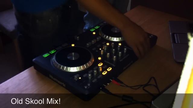 Numark Mixtrack Pro Old School R&B Mix DJ JC смотреть онлайн