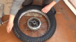 Установка новой шины на мотоцикл Минск
