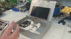 Ноутбук своими руками. Делаем ноутбук анонимуса на основе одноплатного компьютера.