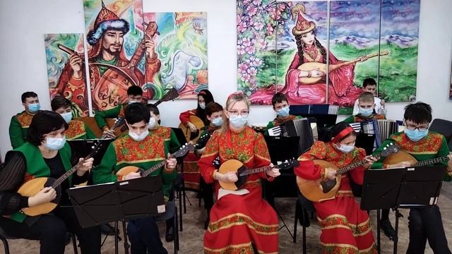 Ансамбль русских народных инструментов "Кадриль" рук. Семёнова М.В. смотреть онлайн