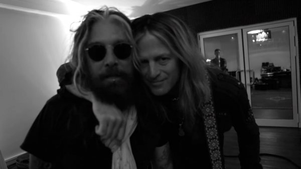 THE DEAD DAISIES - Long Way To Go