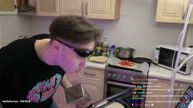 ИСТОРИЯ О ТОМ КАК КОРЕШ ПИЦЦУ ГОТОВИЛ / KORESH ROFLS смотреть онлайн