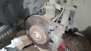 Рэно Меган 3 .не отбрасывает ручник