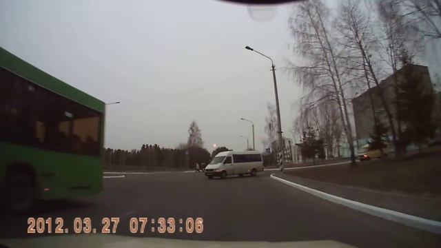 Мозырь. Наглый водитель маршрутного такси. смотреть онлайн