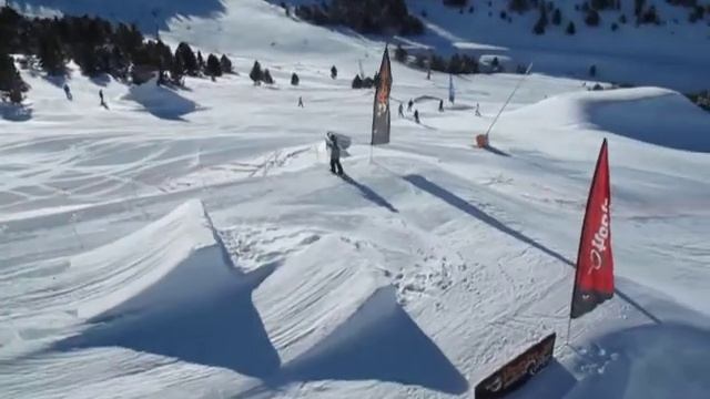 Andorra El Tarter Вид с подъемника TSD 6 TOSA ESPIOLETS прыжки смотреть онлайн