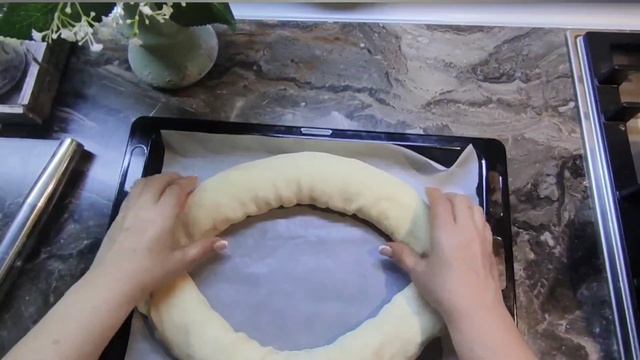 Очень #вкусные #рулеты с #творогом и #тыквой из #слоёного теста.Или #плачинты смотреть онлайн