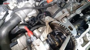 Почему стучит привод ТНВД OM642