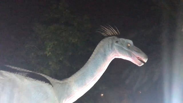 Как динозавры пугают посетителей парка|Парк Динозавров в Дубае|Секреты Эмиратов|сегодня 24.01.2018 смотреть онлайн
