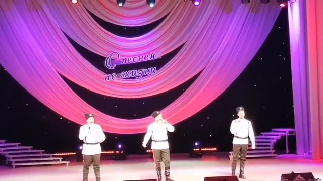 Велея казачья. Сегодня воскресенье смотреть онлайн