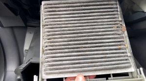 ТОЙОТА ПРИУС 20 | ЗАМЕНА ВОЗДУШНЫХ ФИЛЬТРОВ САЛОНА И ДВИГАТЕЛЯ | REPLACING AIR FILTERS TOYOTA PRIUS