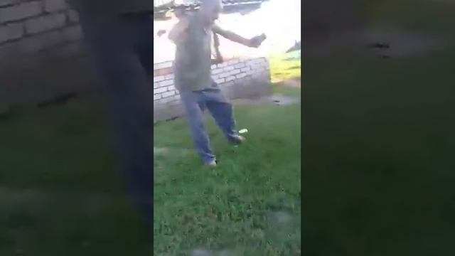 Танцы в кругу друзей смотреть онлайн