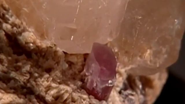 Чарующий морганит - нежность розового смотреть онлайн