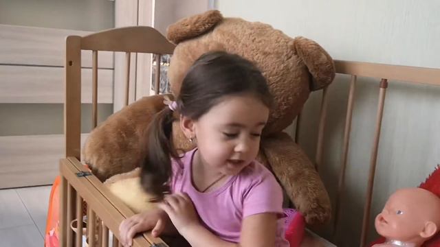 Откуда молоко в груди и какая обстановка в садике. Рассказывает Злата. Лайфстайл видео. смотреть онлайн