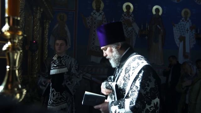 Вторник Страстной седмицы. Литургия Преждеосвященных Даров в Академическом храме. смотреть онлайн