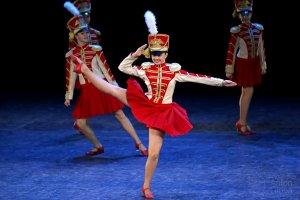 "Потешные полки", студия "Юные Александровцы". "Funny shelves", studio "Young Alexandrovtsy"