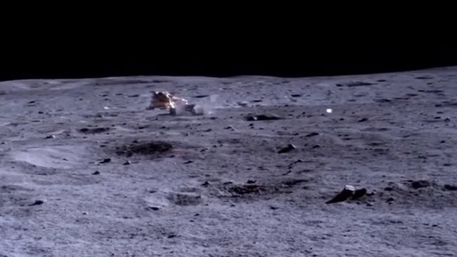 Поездка на лунном вездеходе по поверхности нашего спутника смотреть онлайн