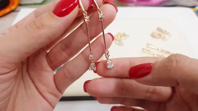 Серьги позолоченные с фианитами в интернет-магазине Jewel-classic.ru смотреть онлайн