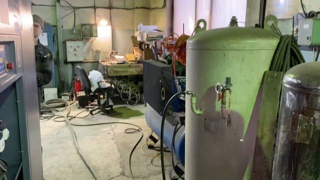 Винтовой воздушный компрессор б/у Dalgakiran 55 кВт смотреть онлайн