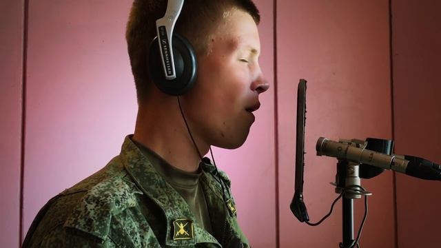 Отчий дом - Евгений Мартынов исполняет Иван Хмара смотреть онлайн
