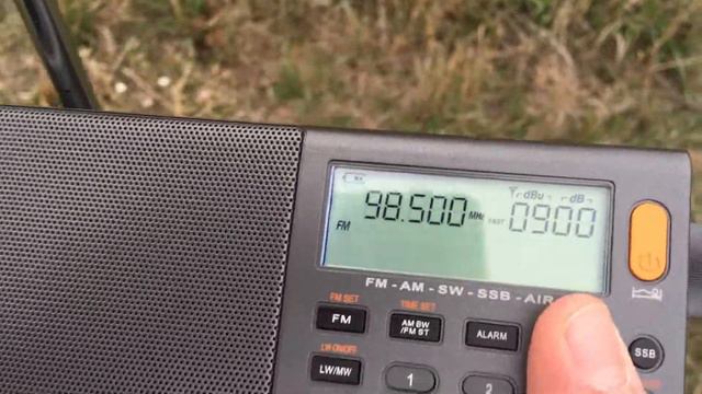 [Tropo] - 98.5 MHz- Love Radio (Armavir, Russia, 280km) смотреть онлайн