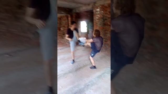 Карате как в фильме "Матрица",после волшебного зелья. смотреть онлайн
