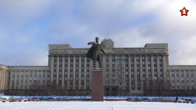 Ленин на Московской площади Ленинграда (Советский путешественник) смотреть онлайн